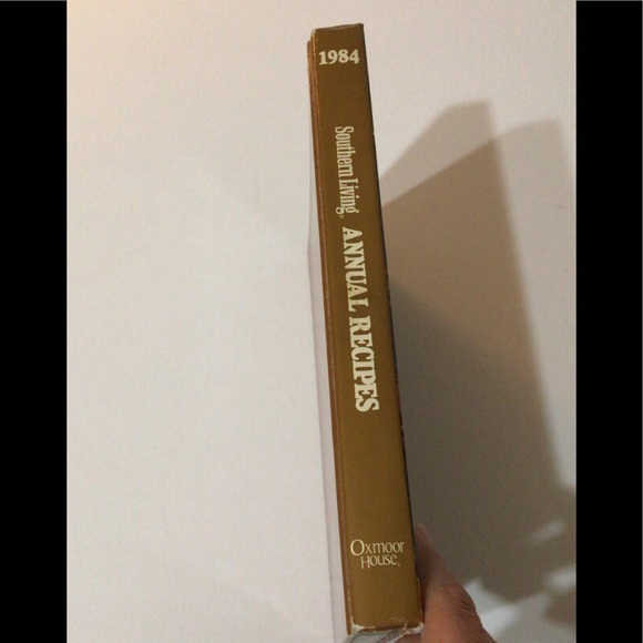 Southern Living “1984 Annual Recipes” Cookbook - Picture 9 of 9